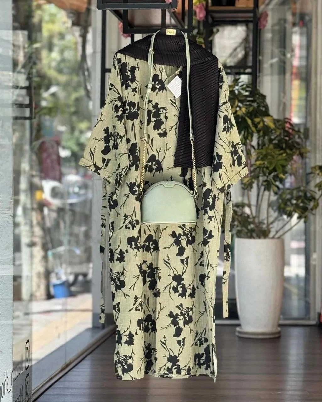 ساحلی گلدار زنانه