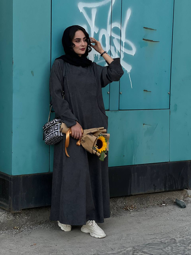 خرید انلاین مانتو عبایی پاییزه