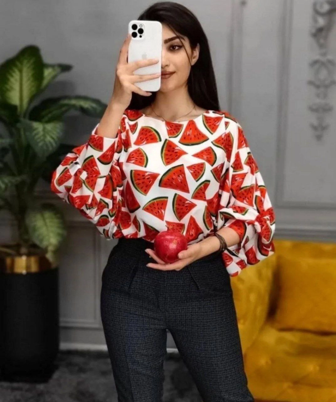 شومیز کیمونو قواره دار زنانه برای شب یلدا جنس بوگاتی باکیفیت سایزبندی فری سایز 38تا48