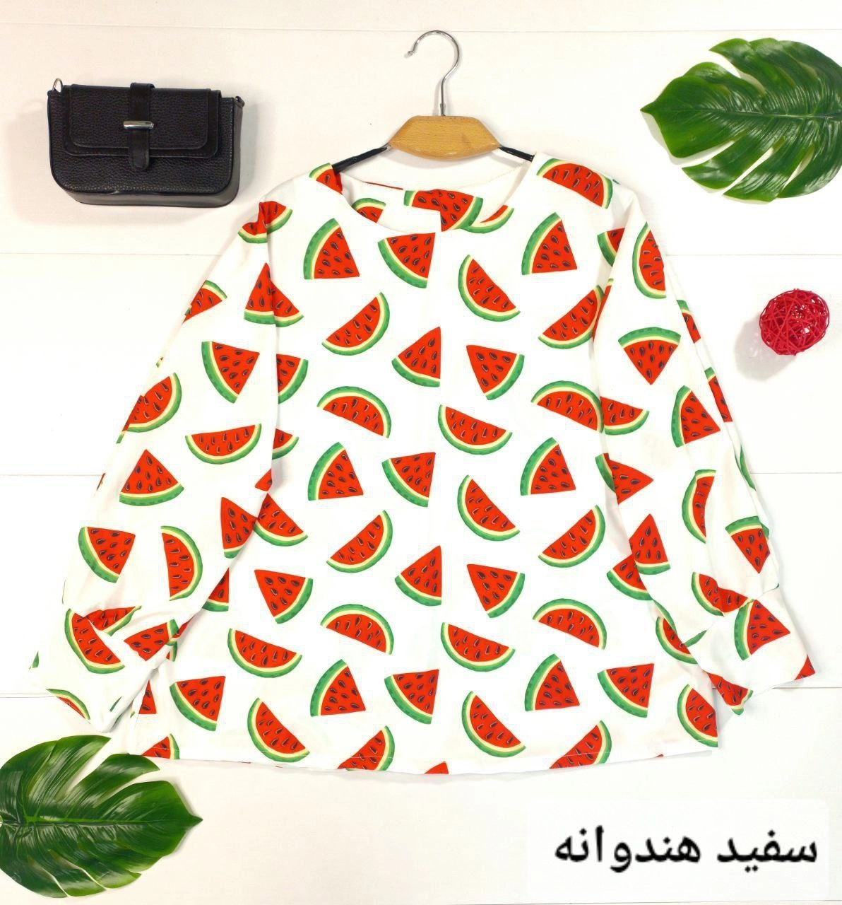 شومیز کیمونو قواره دار زنانه برای شب یلدا جنس بوگاتی باکیفیت سایزبندی فری سایز 38تا48
