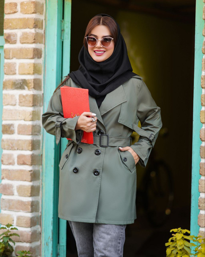 خرید و قیمت مانتودانشجویی دخترانه