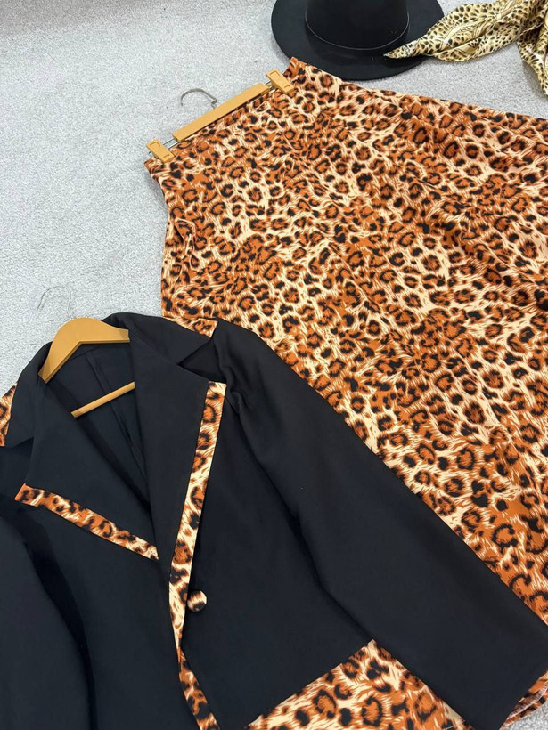 خرید و قیمت کت دامن زنانه