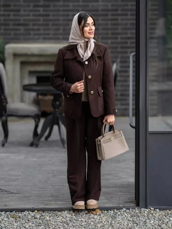 مانتو شلوار عیدانه زنانه مدل سیندرلا جنس مخمل کبریتی