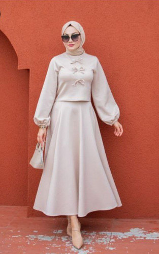 ست شومیز دامن زنانه مدل روشا جنس مازراتی