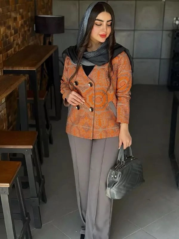 کت شلوار زنانه مدل اورنج ویژه عید جنس مازراتی باکیفیت