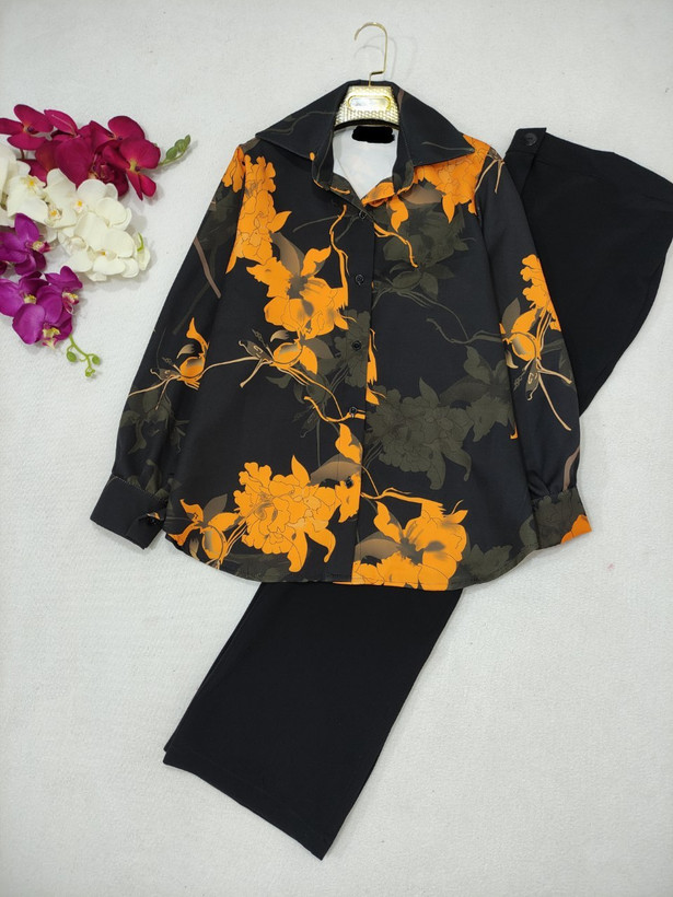 شومیز طرحدار زنانه