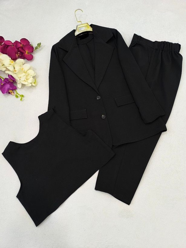 لباس اسپرت زنانه