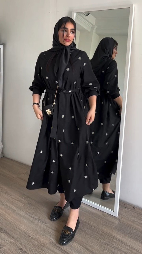 ساحلی زنانه