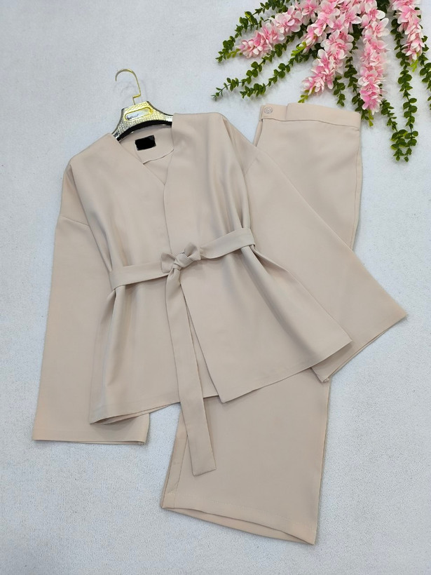 مانتو شلوار زنانه