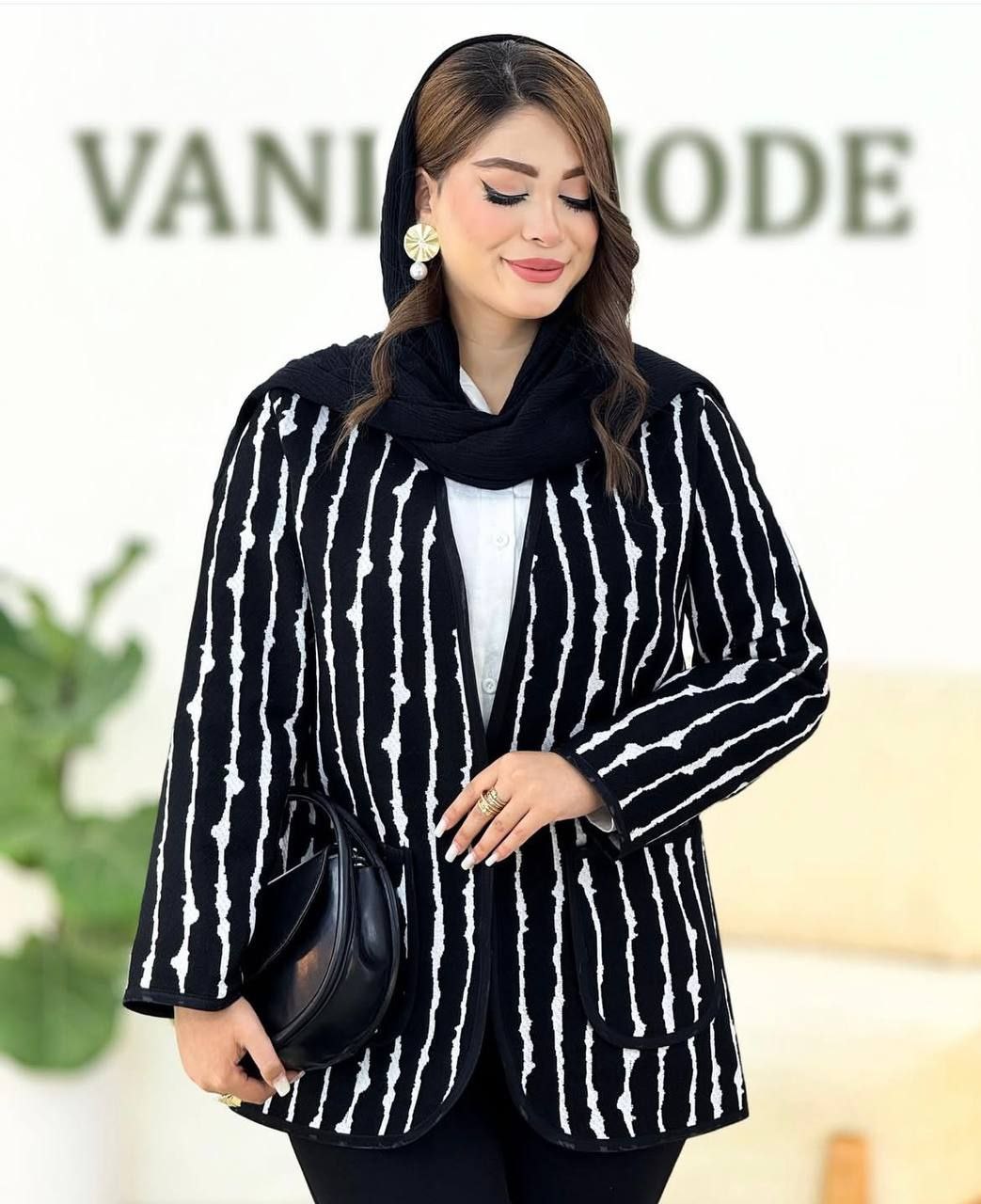 کت گلیمی زنانه زبرا جنس تافته گلیمی سایزبندی فری سایز 38 تا 46