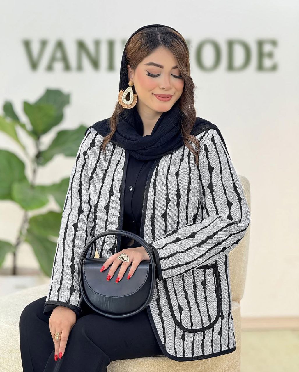 کت گلیمی زنانه زبرا جنس تافته گلیمی سایزبندی فری سایز 38 تا 46