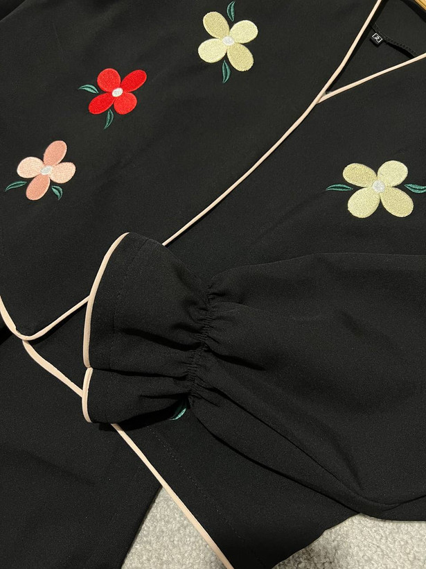 لباس دو تیک