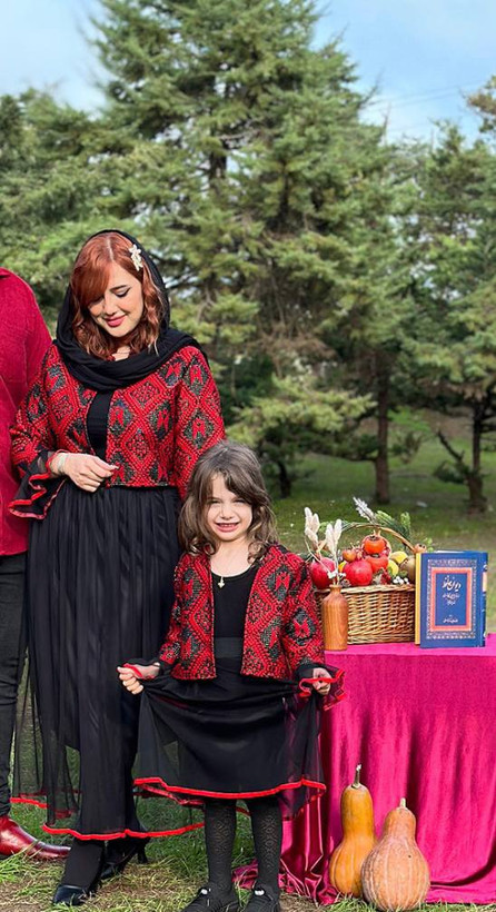 خرید آنلاین لباس یلدایی بچگانه