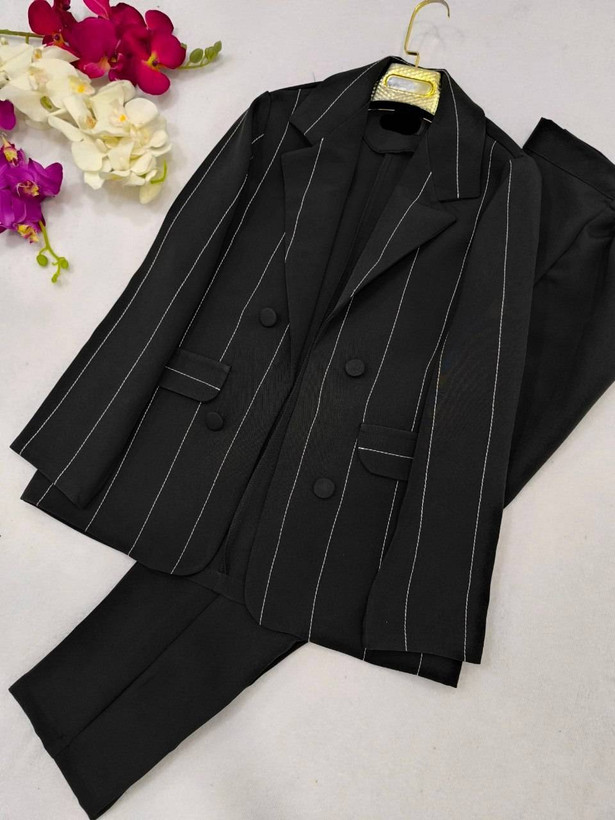 کت شلوار مشکی زنانه