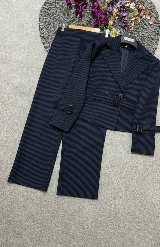 کت و شلوار مشکی و سورمه