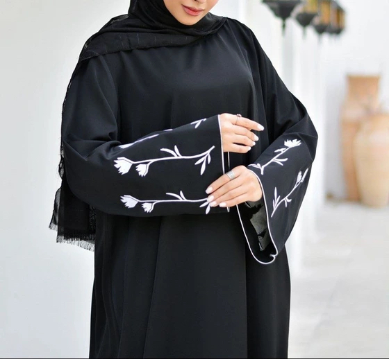 پارچه الیزه جت بلک اعلا عبا زنانه مشکی