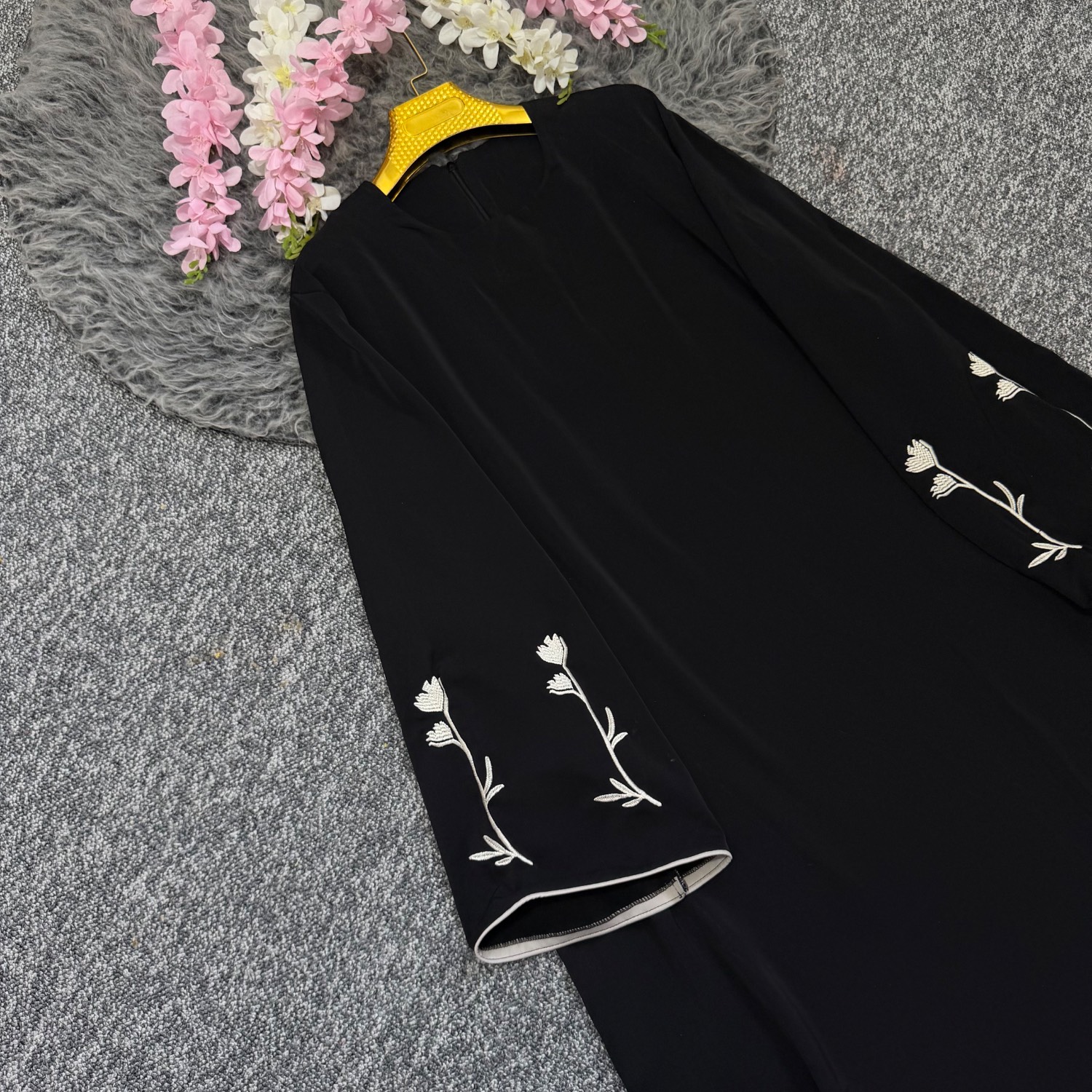خرید عبا آستین گلدوزی مشکی